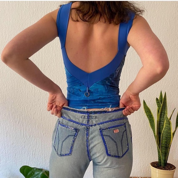 Save the Queen! Mermaid Top 🦋 - Picture 3 of 4